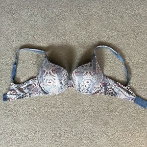 Victoria's Secret Body by Victoria Perfect Shape Bra